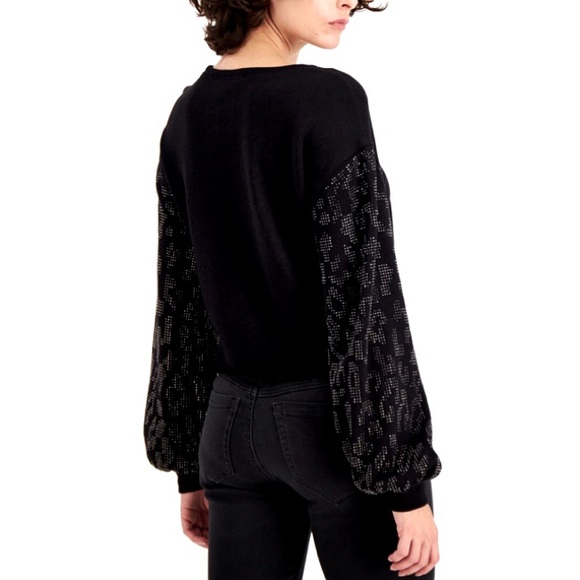 Women’s Sz XL Black Embellished Long Sleeve Sweater Crew Neck - Picture 2 of 8